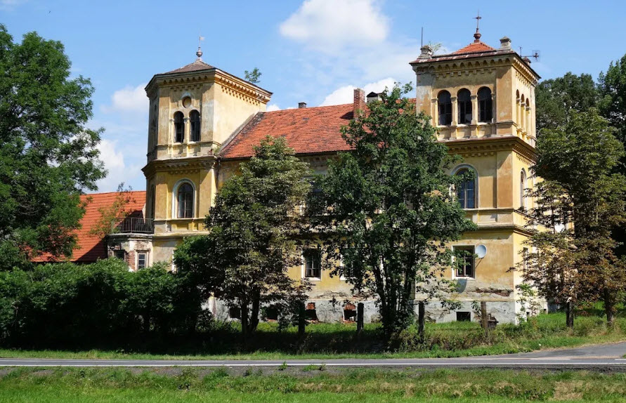 Zámek Nový Čestín, Czech Republic (Czechia)